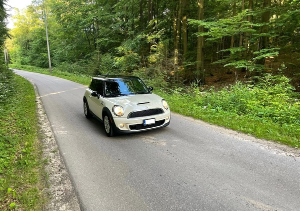 MINI Cooper S cena 30000 przebieg: 167000, rok produkcji 2013 z Kartuzy małe 67
